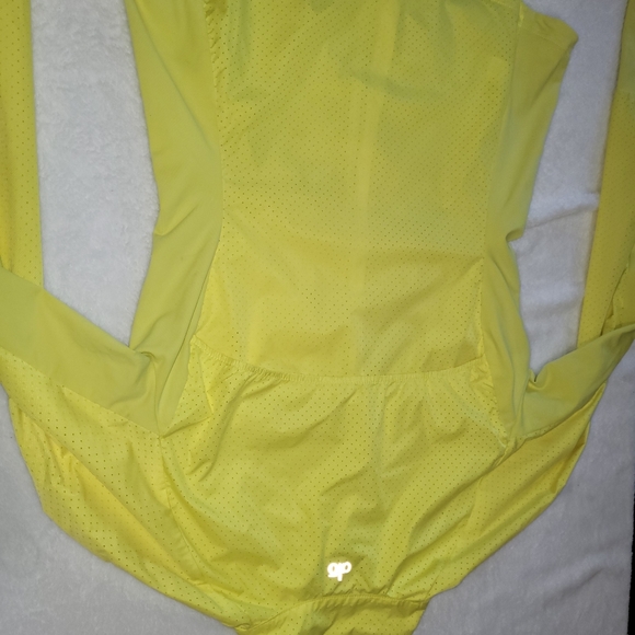 Alo yellow zip up jacket - Picture 3 of 10